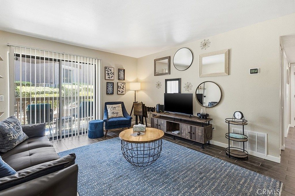 1265 Kendall Dr APT 1015 San Bernardino, CA 92407 - Thumbnail 4