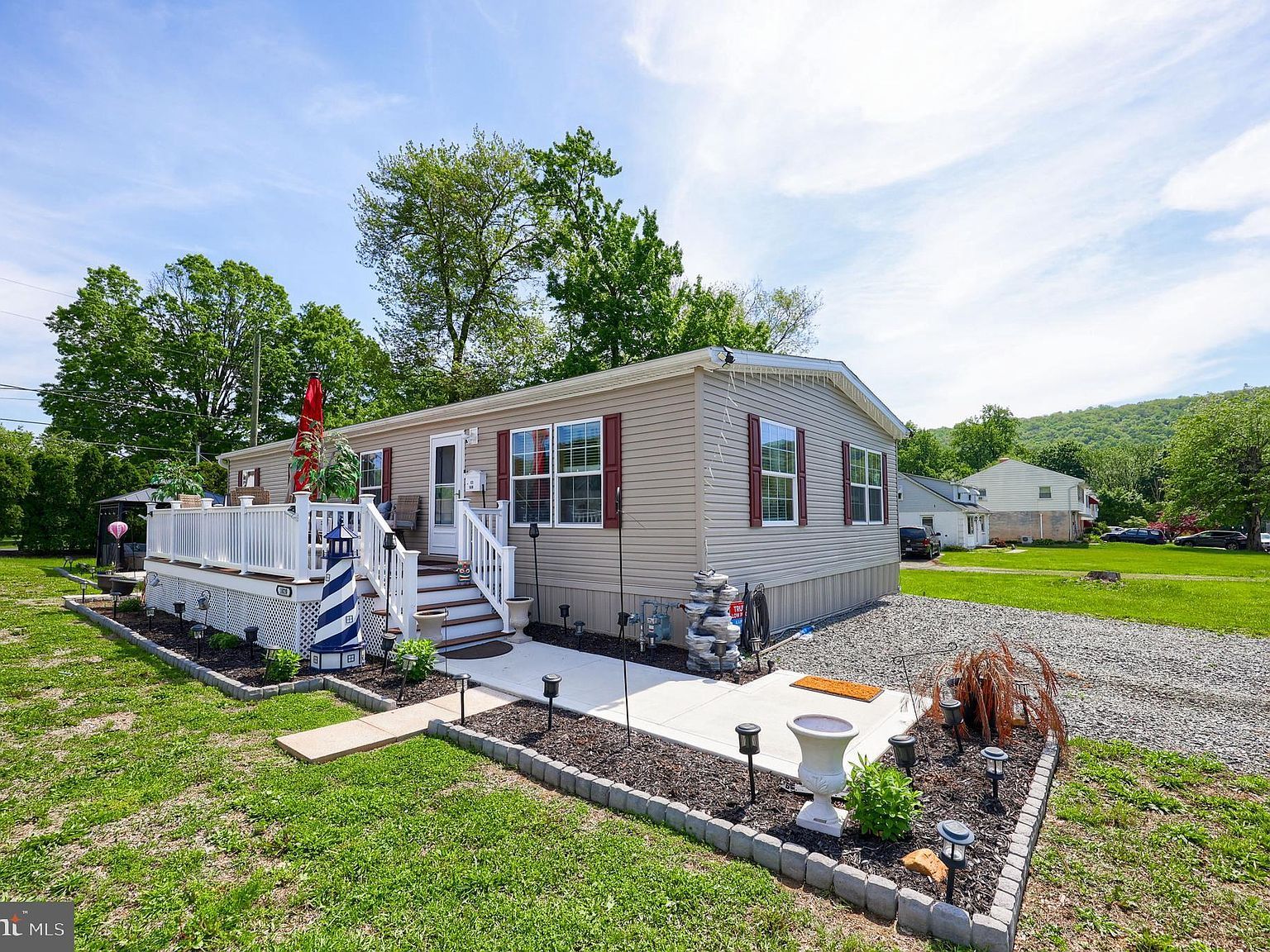 1020 Sterling Ave Reading, PA 19606 - Thumbnail 4