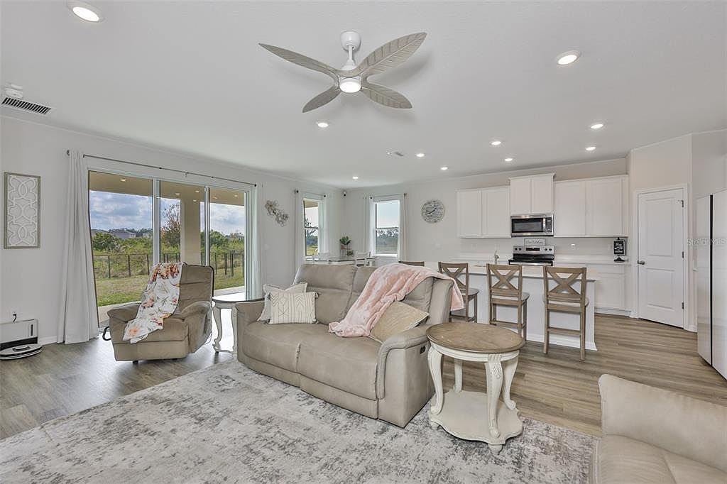 5640 Silver Moonlight Dr Palmetto, FL 34221 - Thumbnail 4