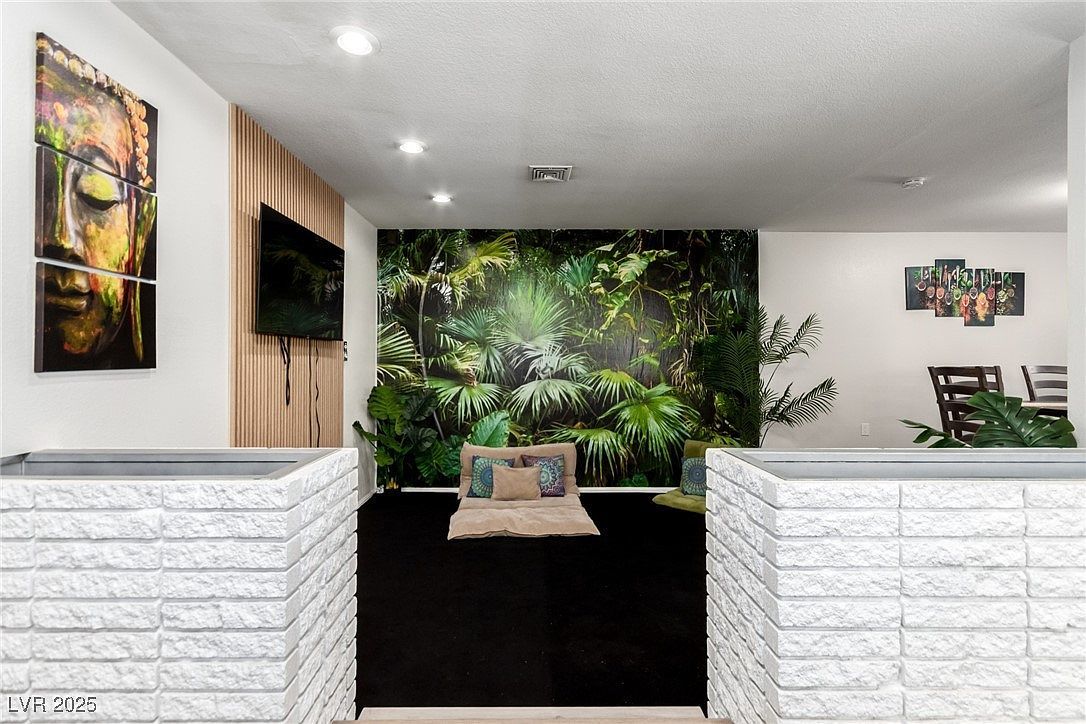 5710 Madre Mesa Dr Las Vegas, NV 89108 - Thumbnail 4