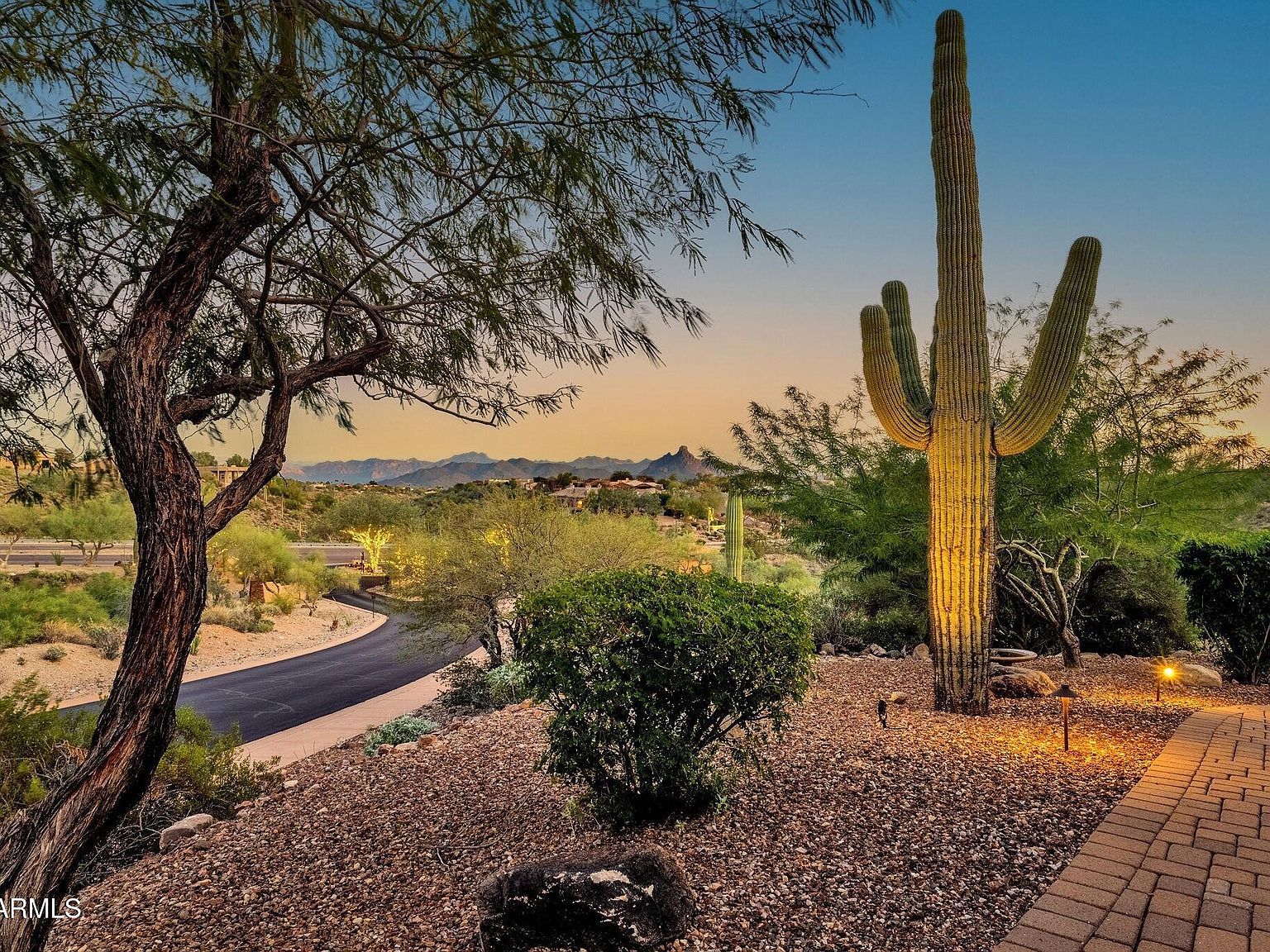 11696 N Sunset Vista Dr Fountain Hills, AZ 85268 - Thumbnail 4