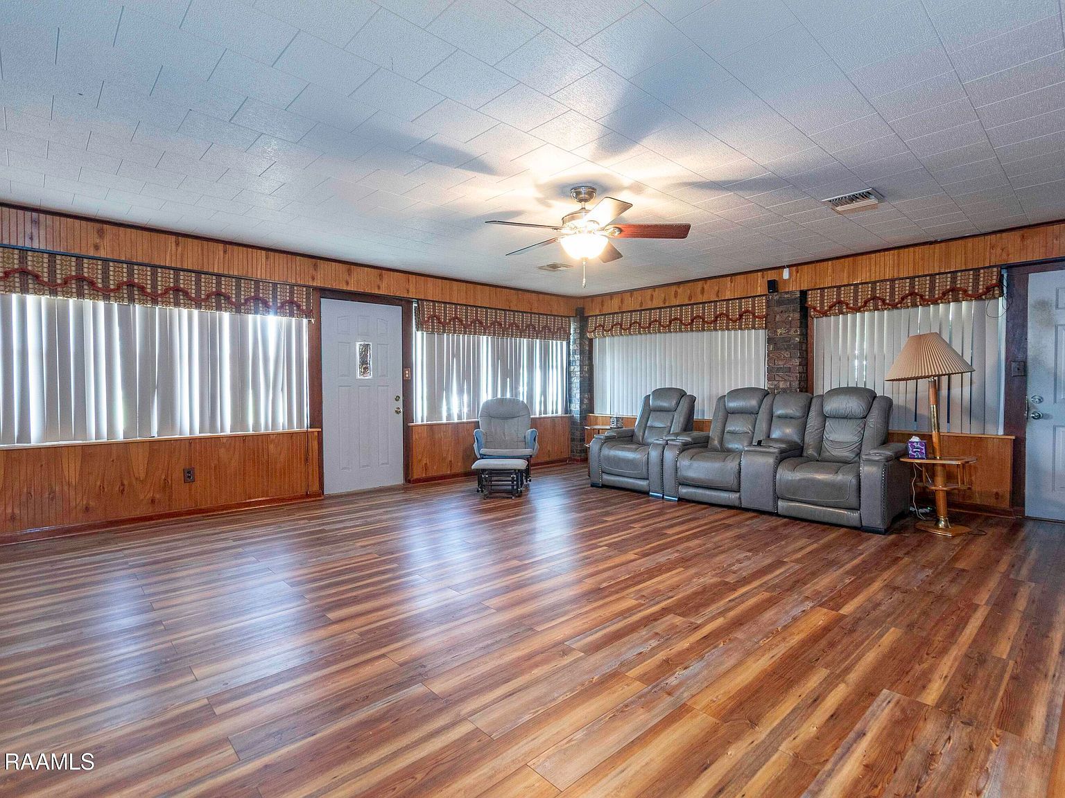 13132 Veterans Memorial Dr Abbeville, LA 70510 - Thumbnail 4