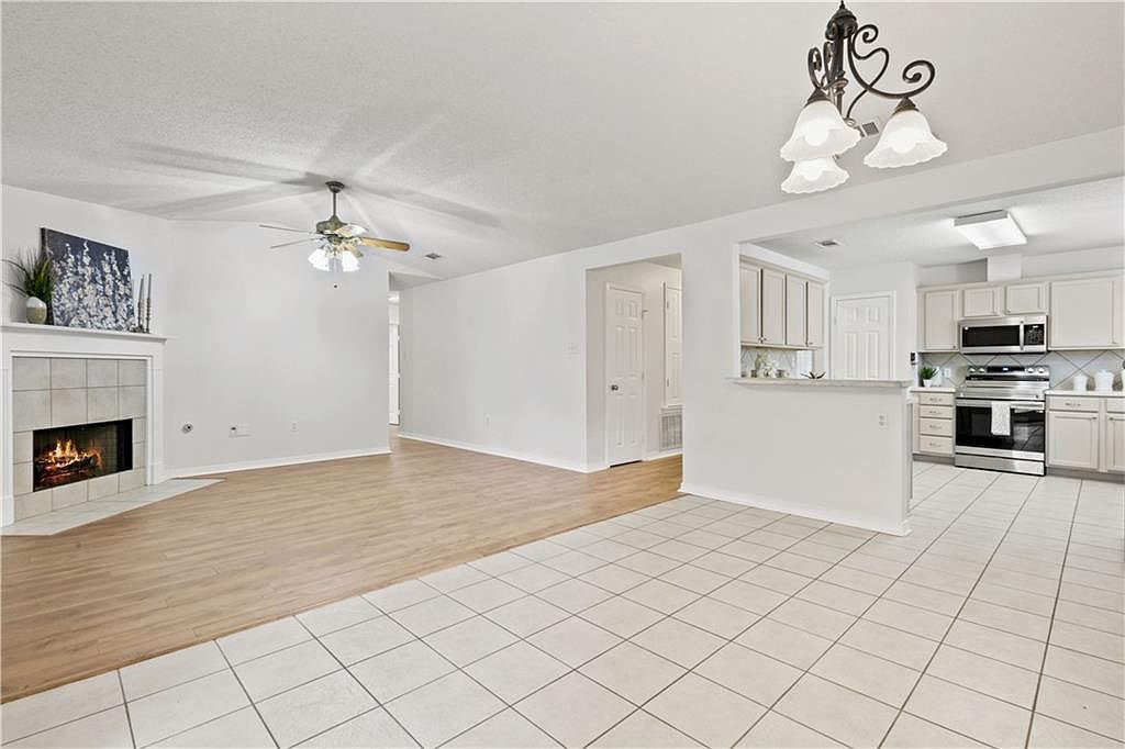 995 Maple Creek Dr Slidell, LA 70461 - Thumbnail 4