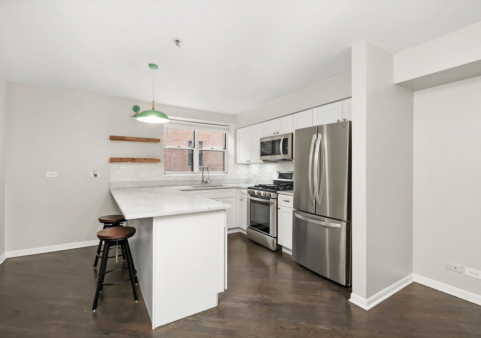 2208 W Diversey Ave #S Chicago, IL 60647 - Thumbnail 4