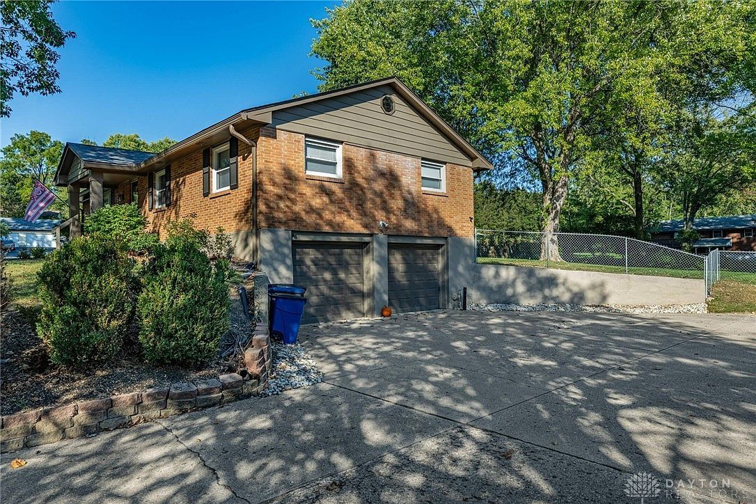 6000 Cobbleskill Ct Dayton, OH 45459 - Thumbnail 4