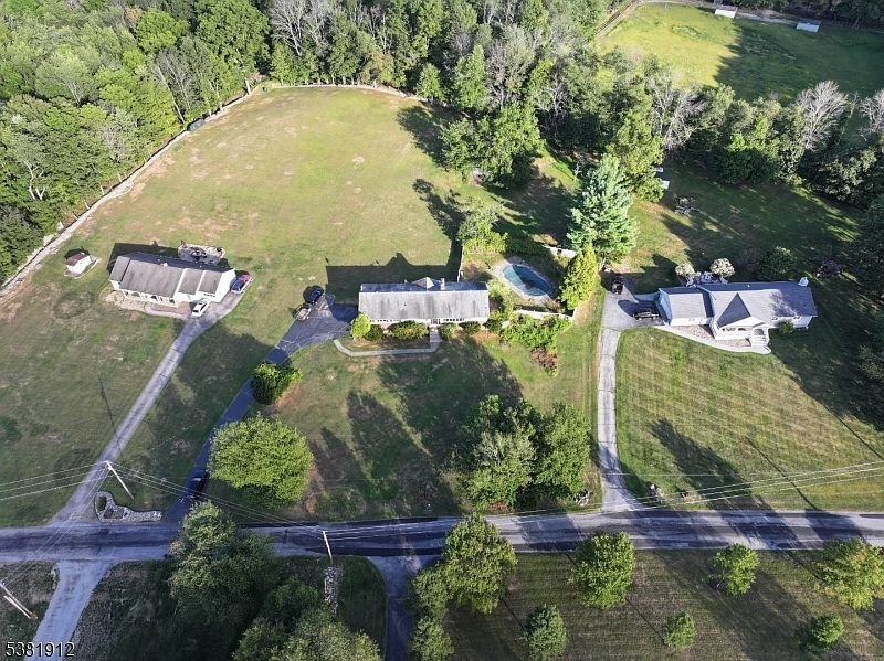 19 Dalrymple Rd Branchville, NJ 07826 - Thumbnail 4