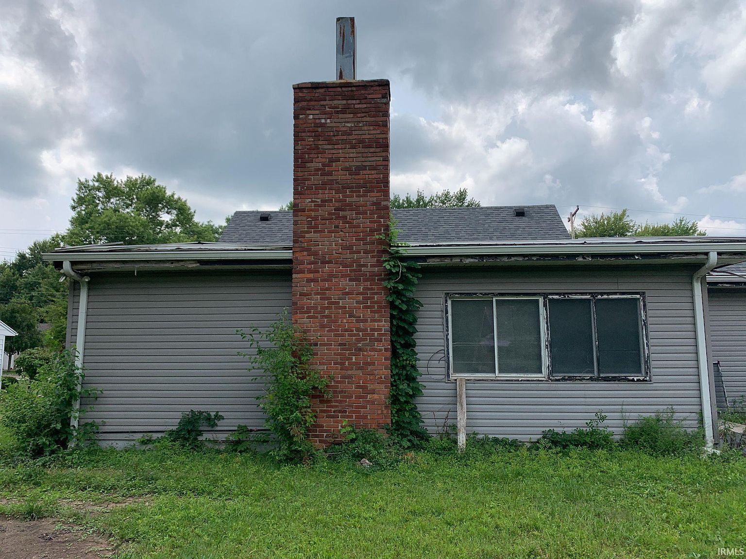 900 N Clarkdale Dr Muncie, IN 47304 - Thumbnail 4