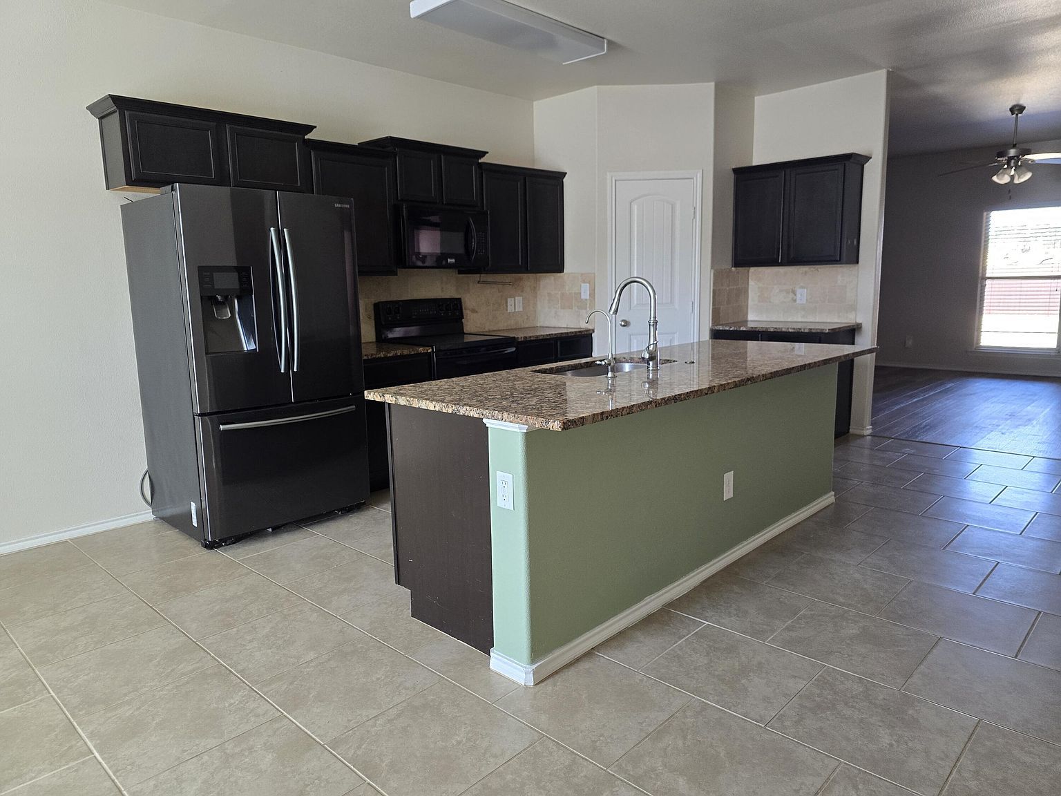 7028 34th Pl Lubbock, TX 79407 - Thumbnail 4