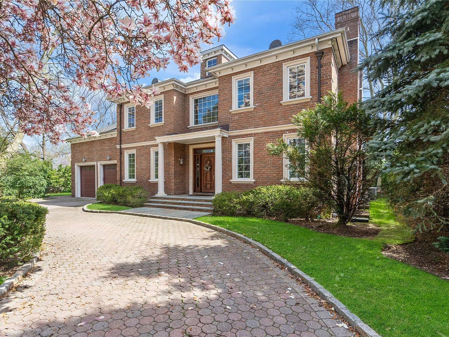 48 Wood Valley Ln Pt Washington, NY 11050 - Thumbnail 4