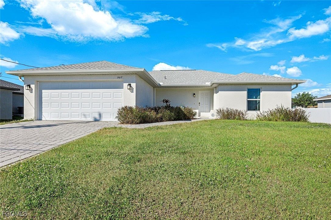 327 NW 23rd St Cape Coral, FL 33993 - Thumbnail 4