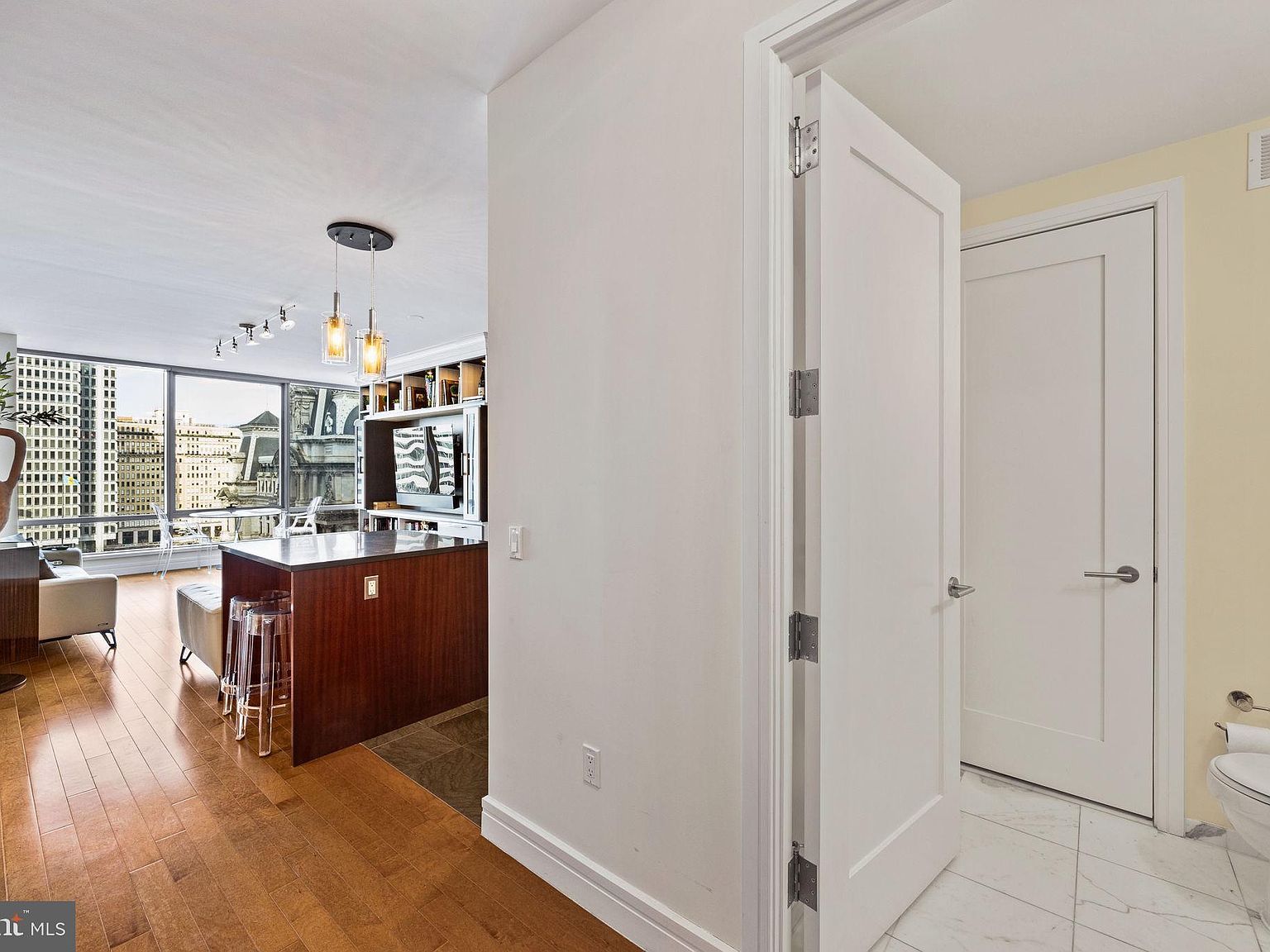 1414 S Penn Sq UNIT 11D Philadelphia, PA 19102 - Thumbnail 4