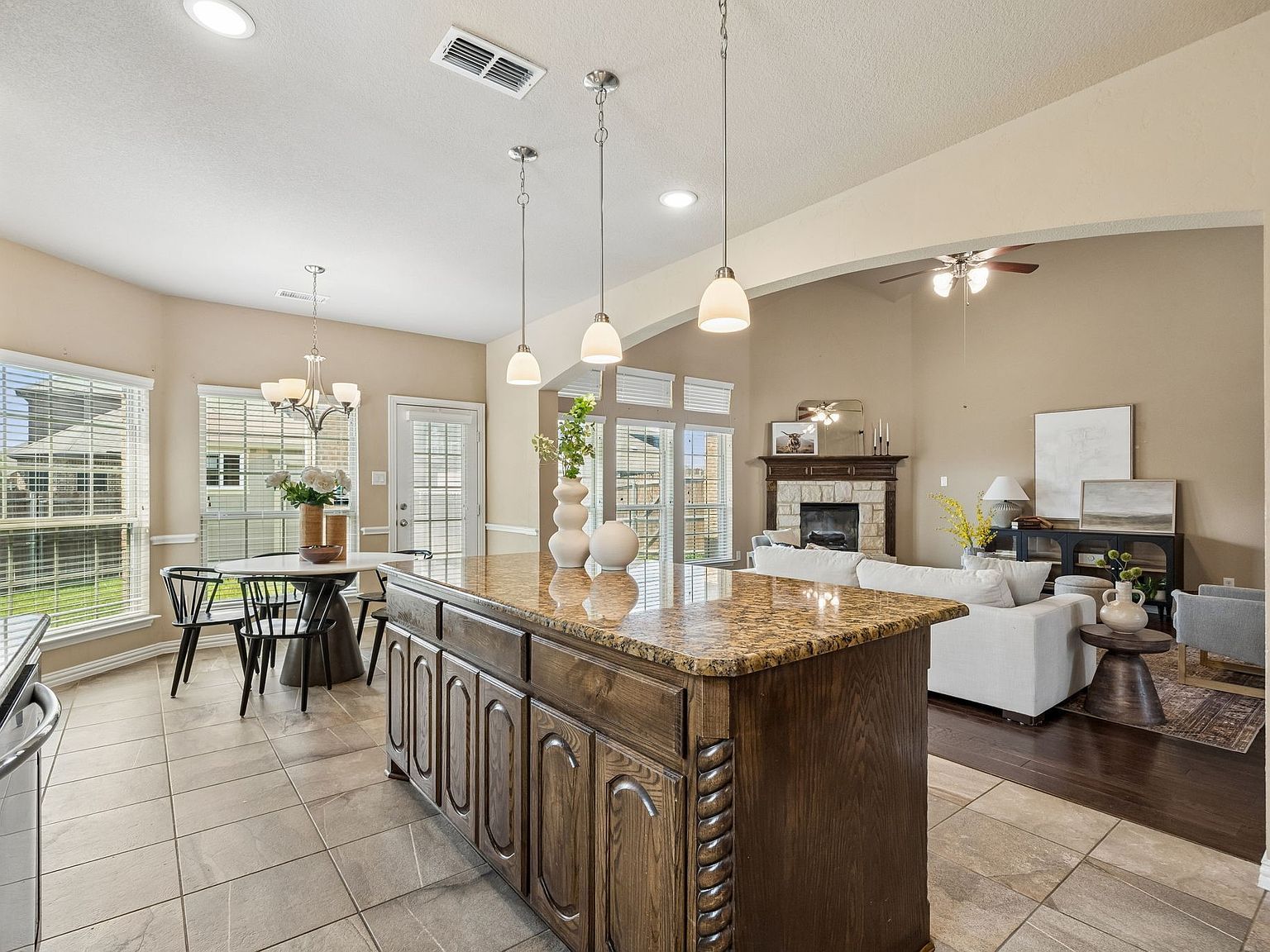 100 Spruce St Red Oak, TX 75154 - Thumbnail 4