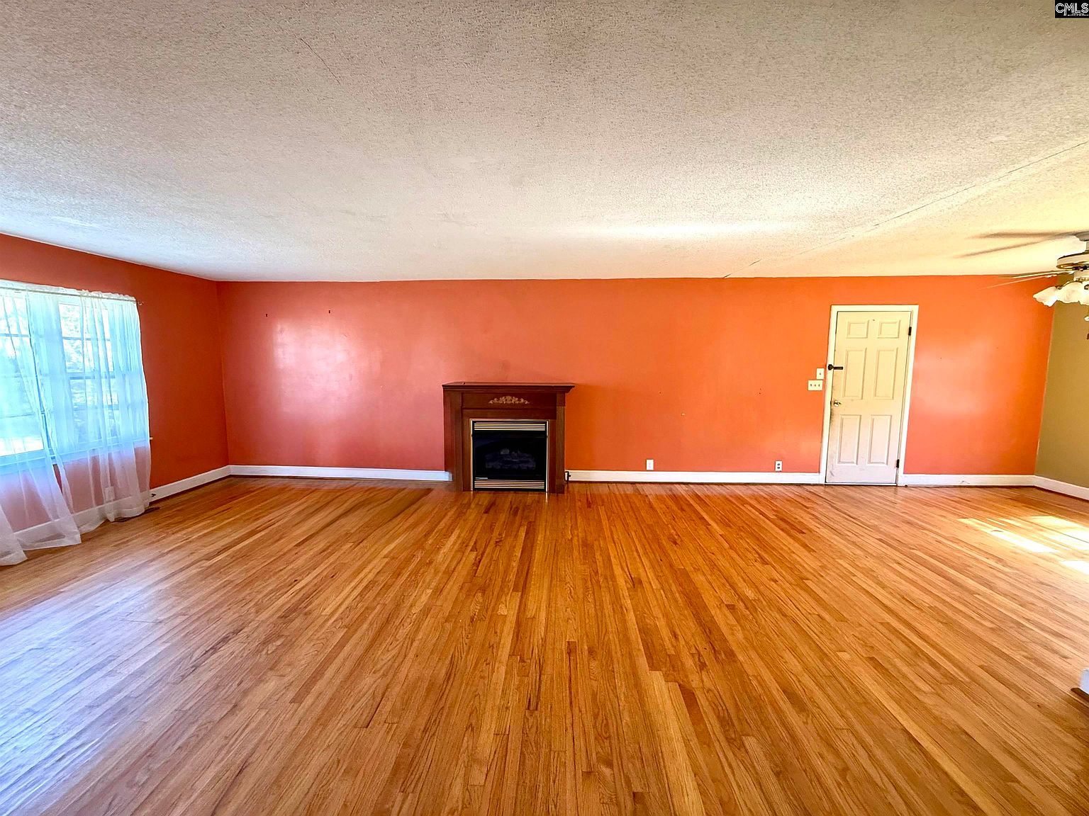 215 Mill St St Matthews, SC 29135 - Thumbnail 4