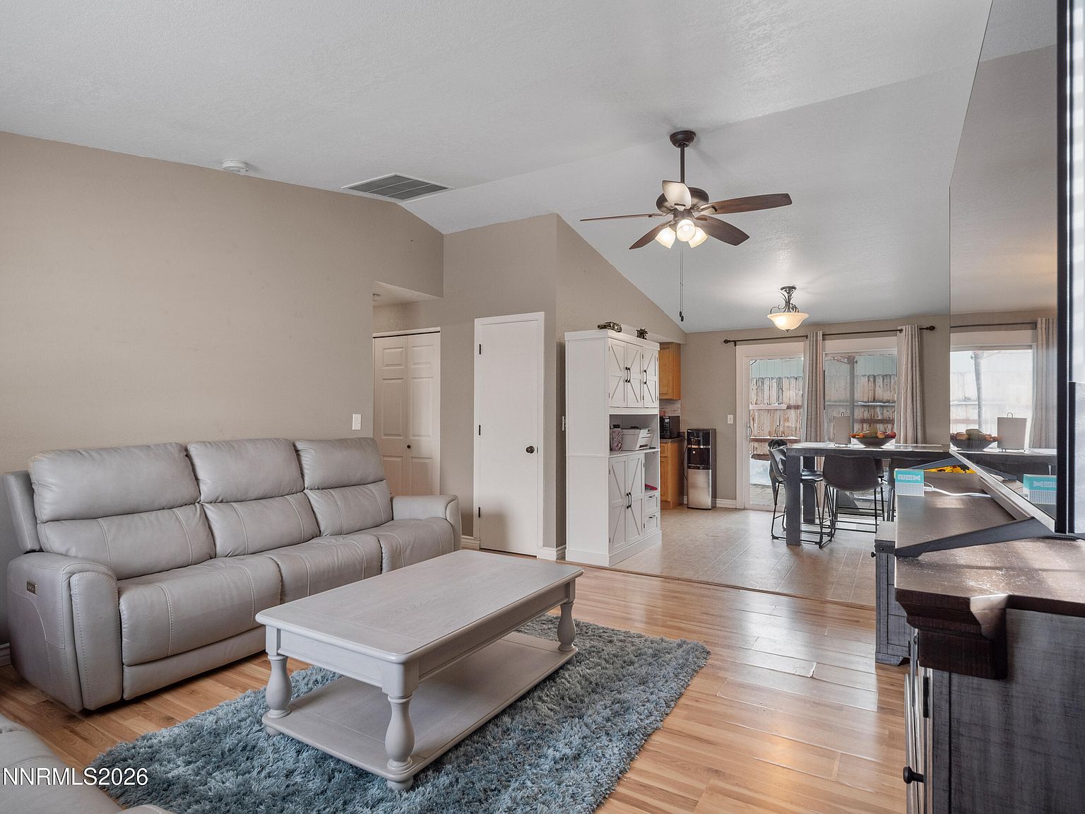 743 Lyell Way Gardnerville, NV 89460 - Thumbnail 4