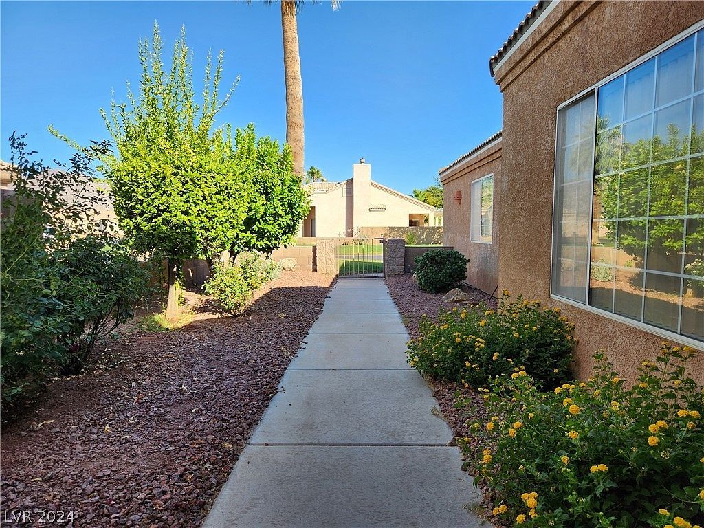 1199 Golf Club Dr Laughlin, NV 89029 - Thumbnail 4