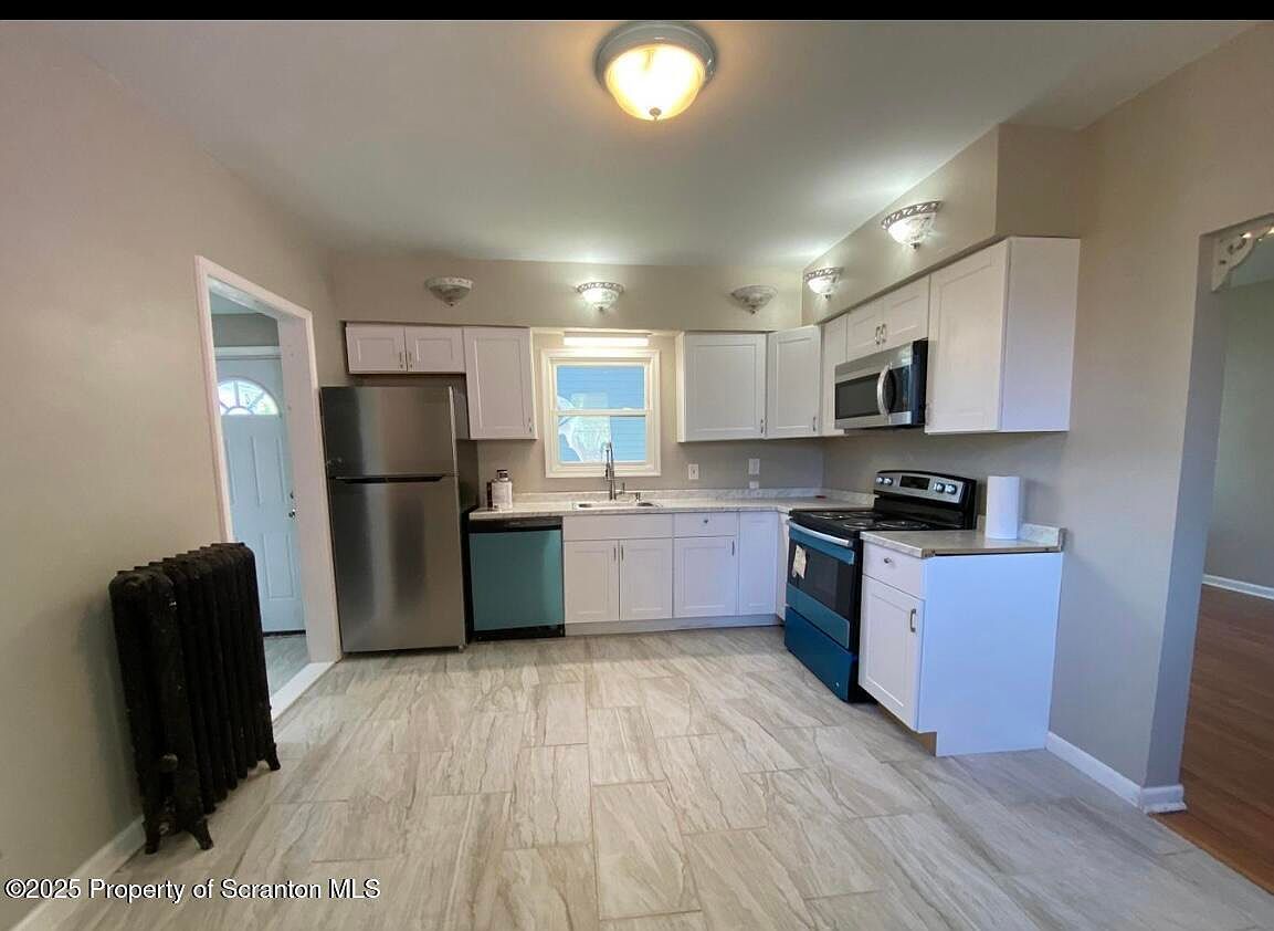 305 S Garfield Ave Scranton, PA 18504 - Thumbnail 4