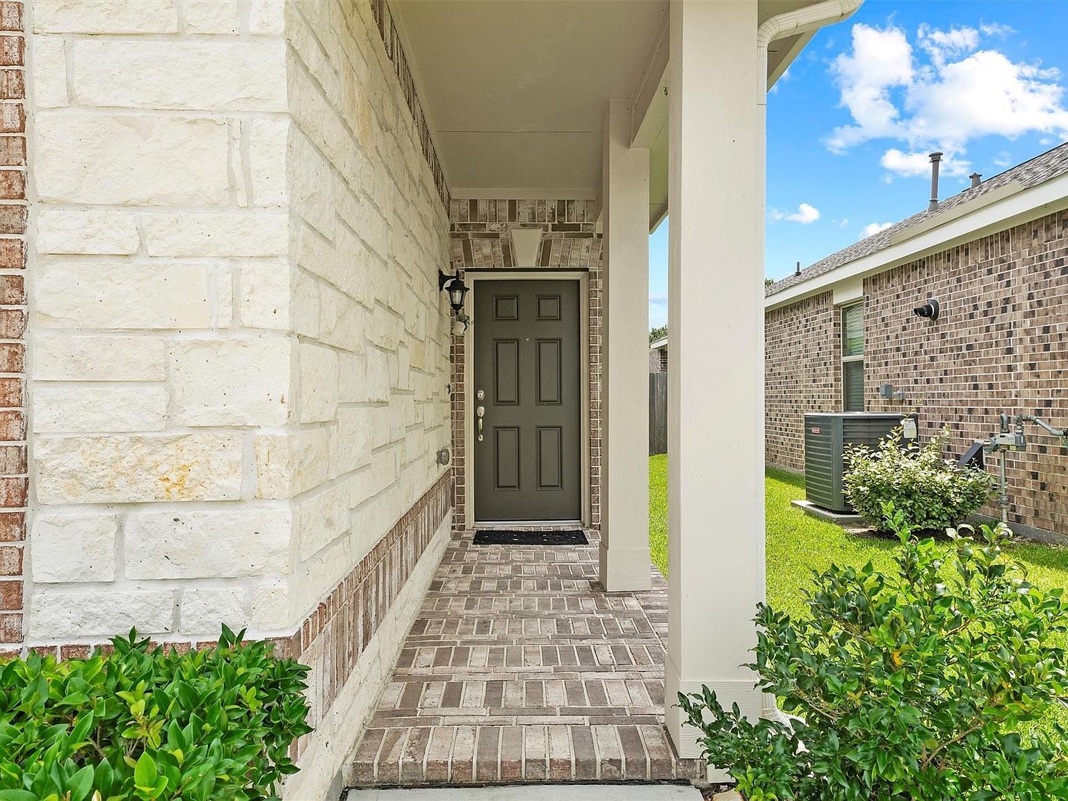 6318 Borage St Crosby, TX 77532 - Thumbnail 4