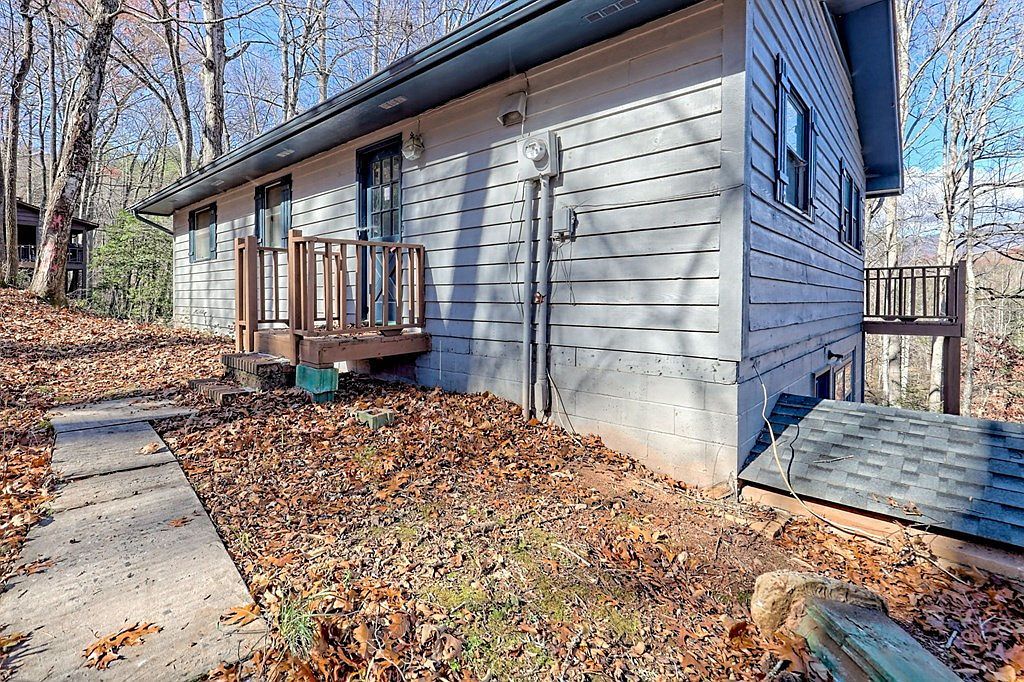 372 Peckerwood Rd Hayesville, NC 28904 - Thumbnail 4
