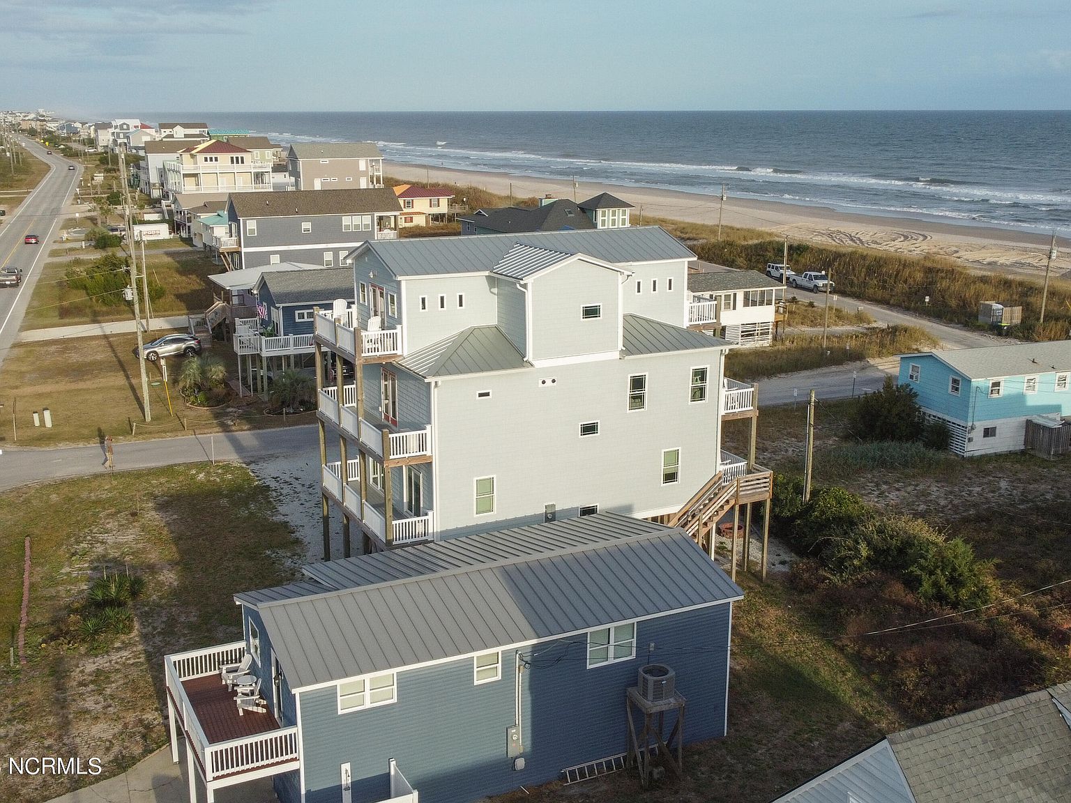 3200 Gray St North Topsail Beach, NC 28460 - Thumbnail 4