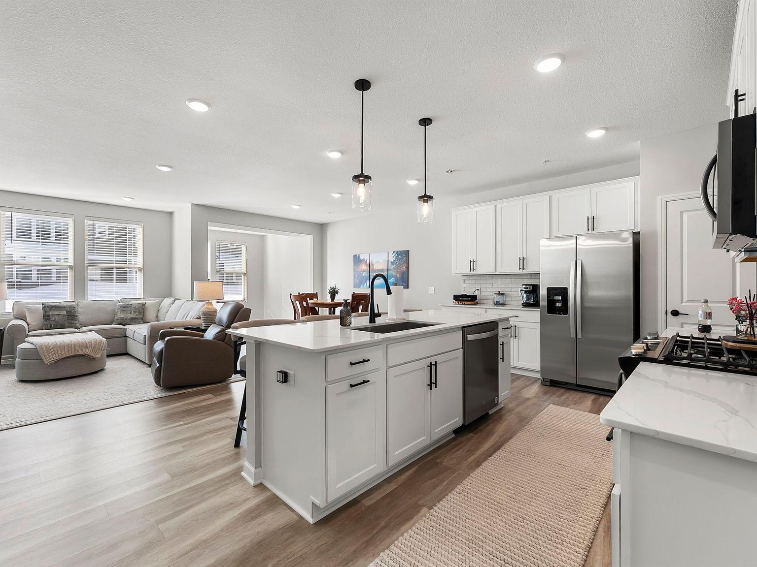 14965 Athlone Pl Rosemount, MN 55068 - Thumbnail 4