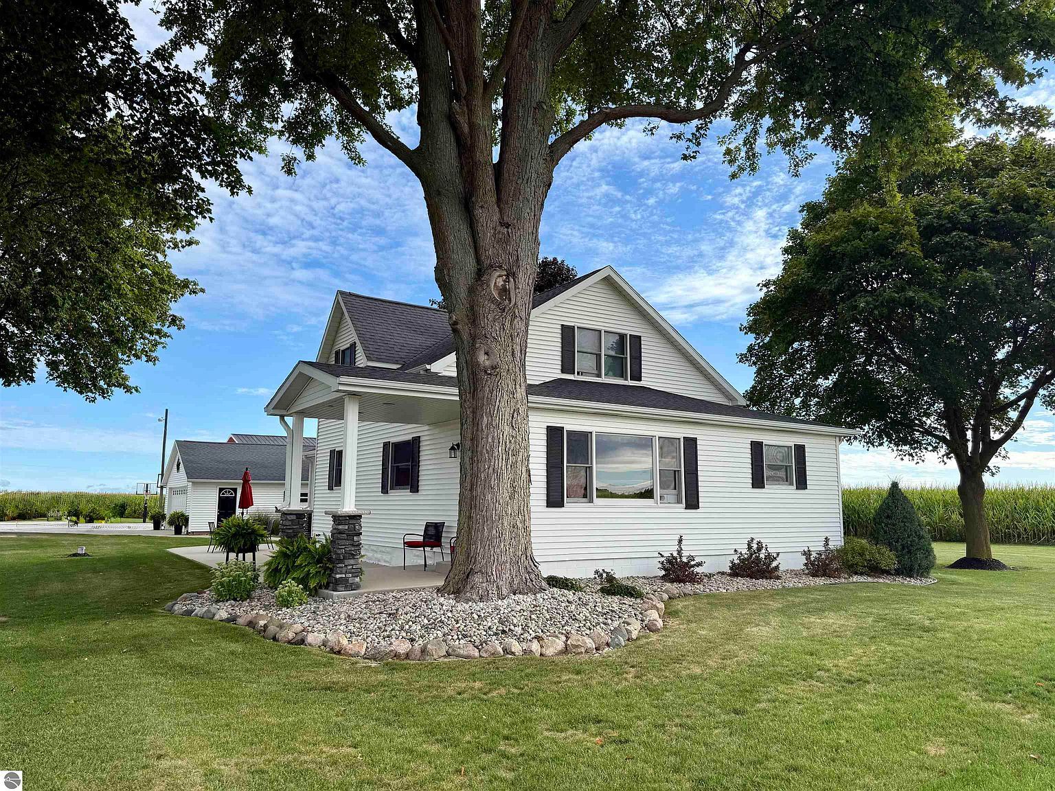 10063 E Walton Rd Shepherd, MI 48883 - Thumbnail 4