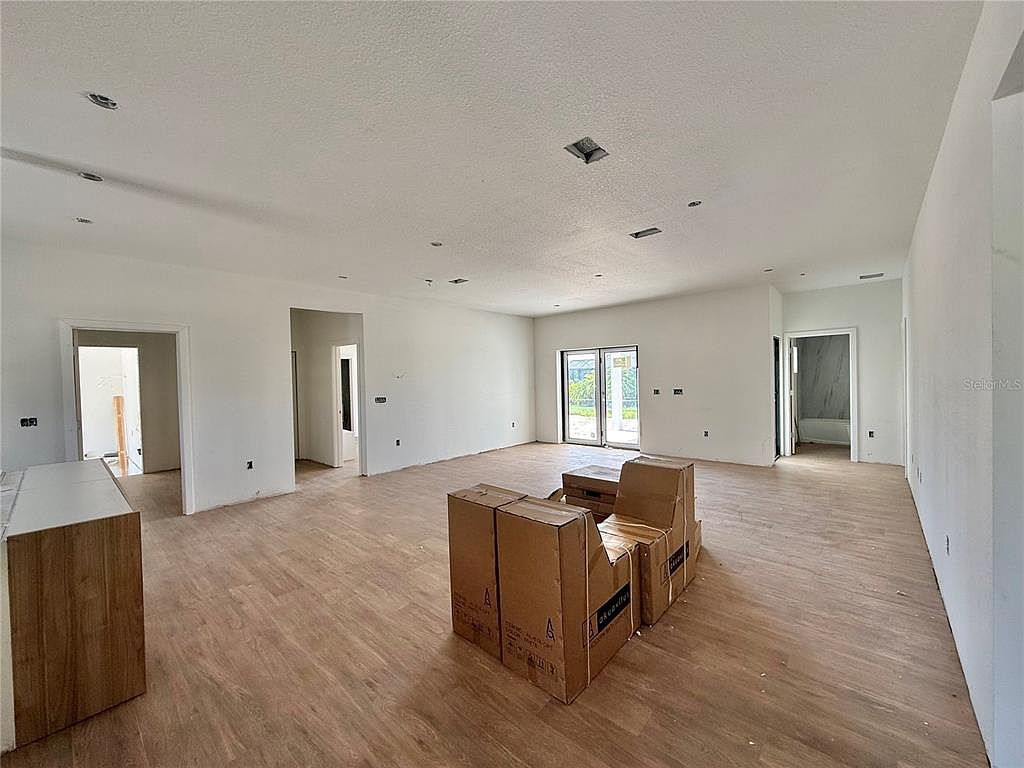 15077 Taurus Cir Port Charlotte, FL 33981 - Thumbnail 4