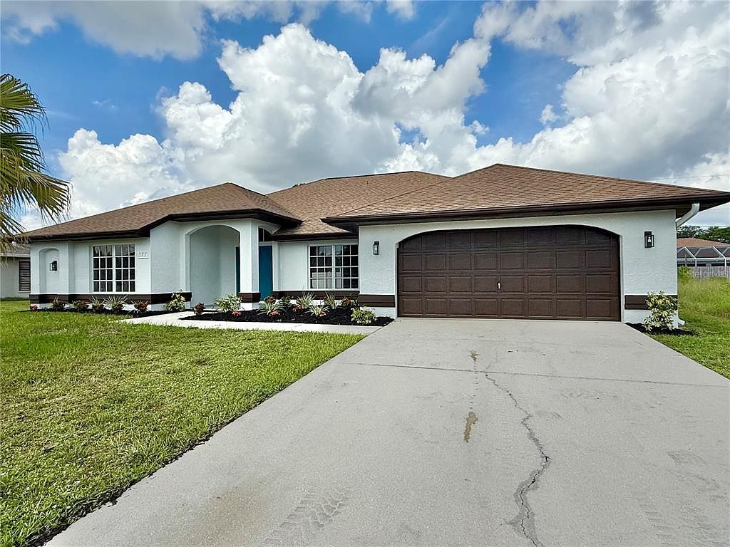 375 Waterside St Pt Charlotte, FL 33954 - Thumbnail 4