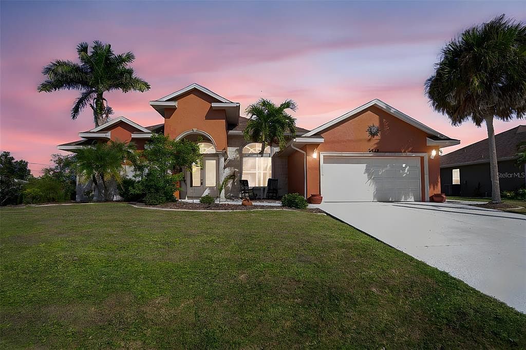 2412 Rio De Janeiro Ave Port Charlotte, FL 33983 - Thumbnail 4