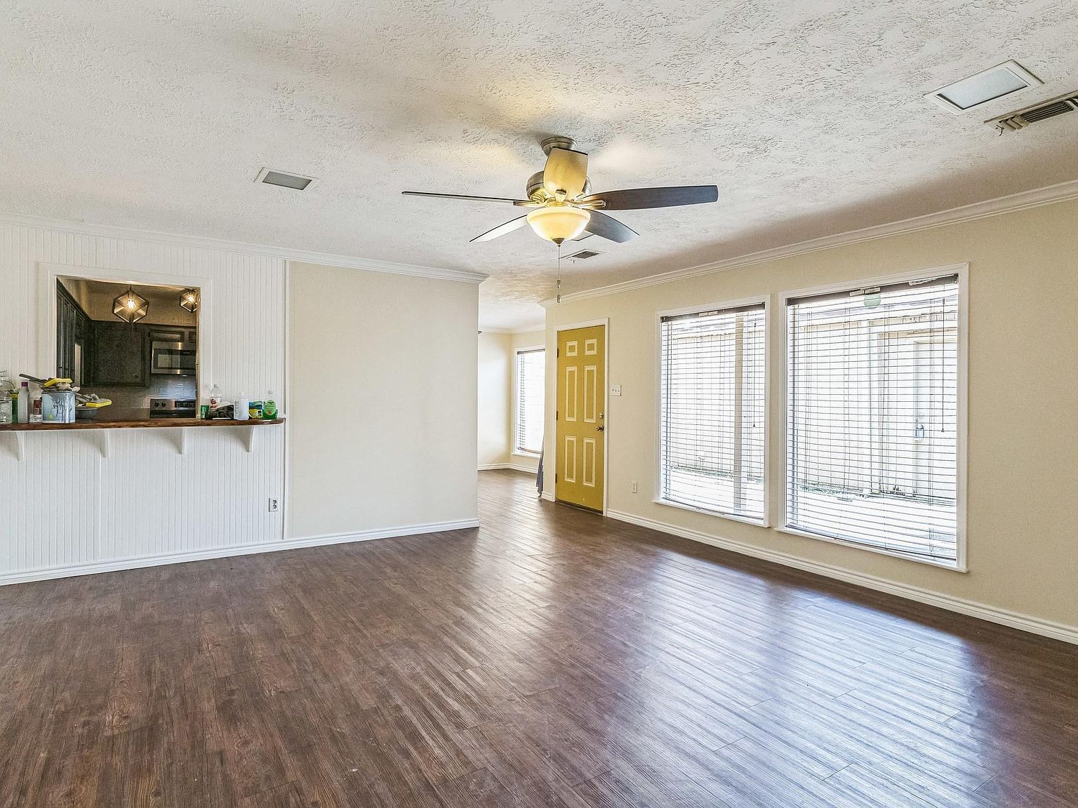 2132 Kazmeier Plz Bryan, TX 77802 - Thumbnail 4