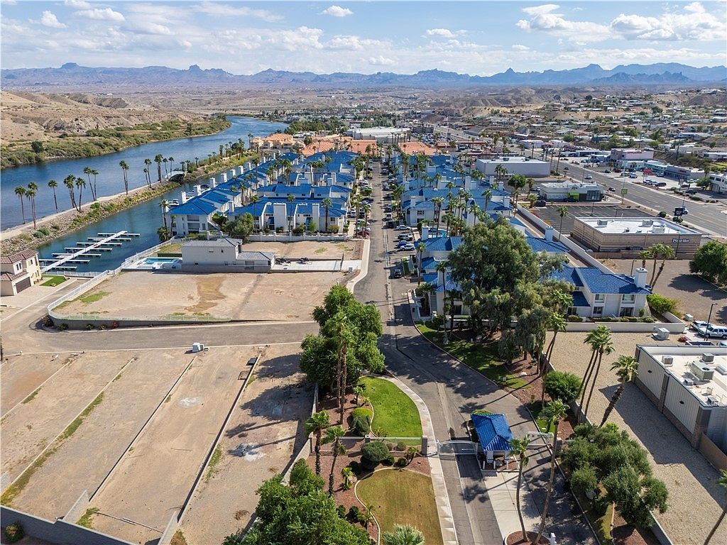 1800 Clubhouse Dr UNIT 83 Bullhead City, AZ 86442 - Thumbnail 4