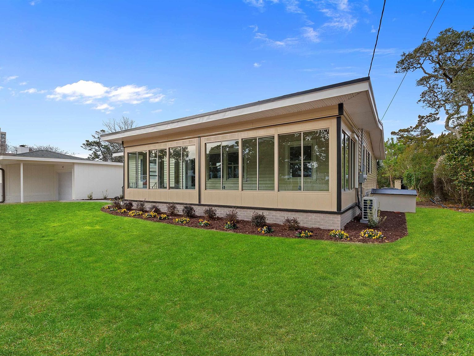 409 14th Ave S North Myrtle Beach, SC 29582 - Thumbnail 4