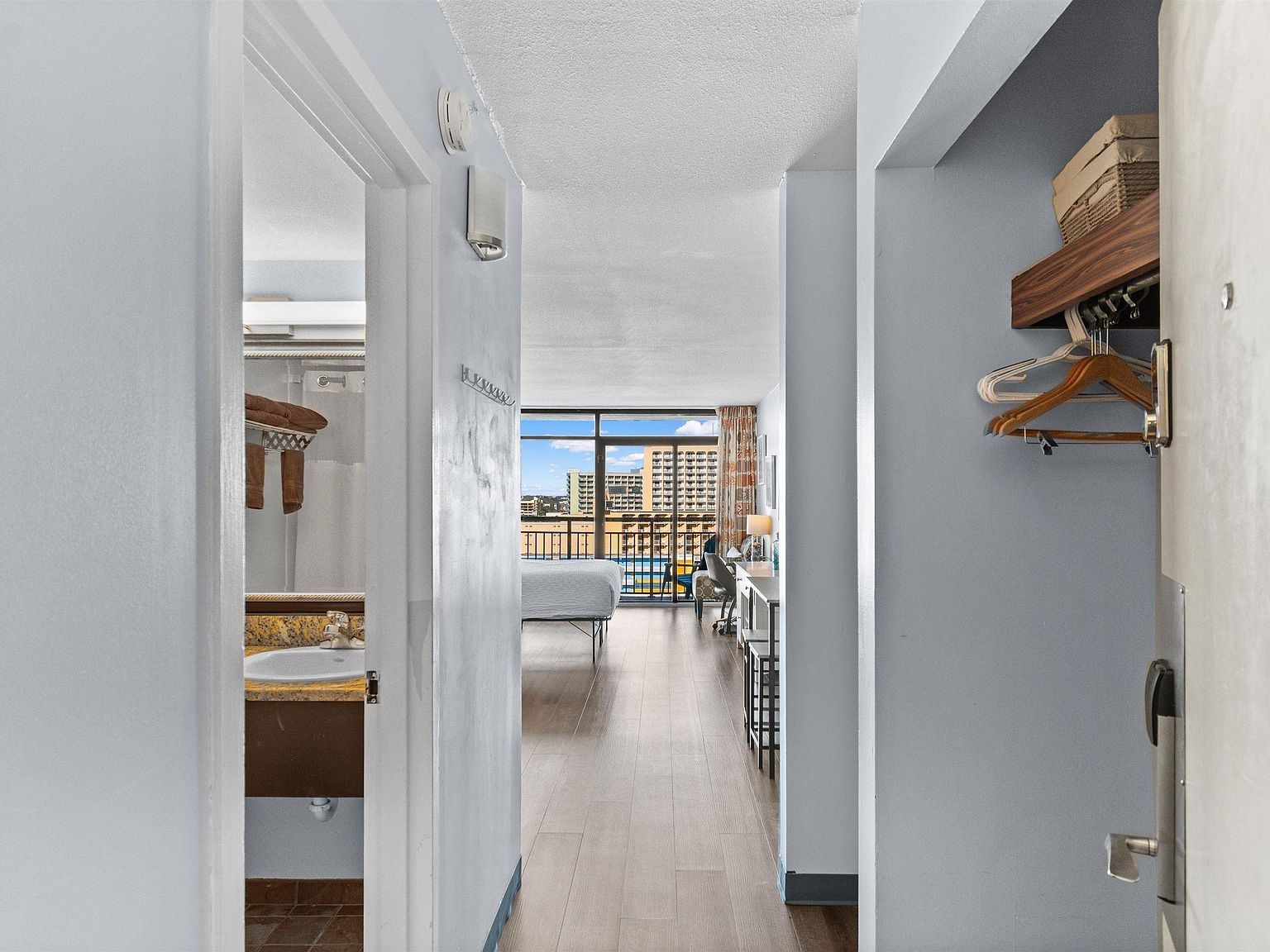 1501 S Ocean Blvd UNIT 1011 Myrtle Beach, SC 29577 - Thumbnail 4