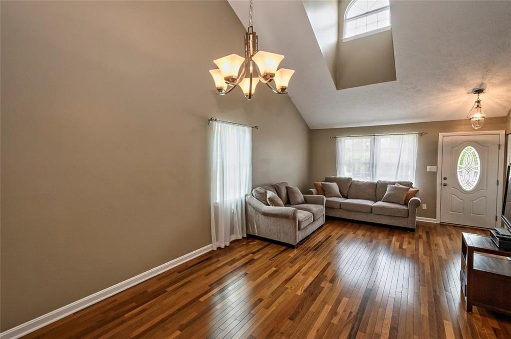 3035 Duncan Ln, Pittsburgh, PA, USA - Thumbnail 4