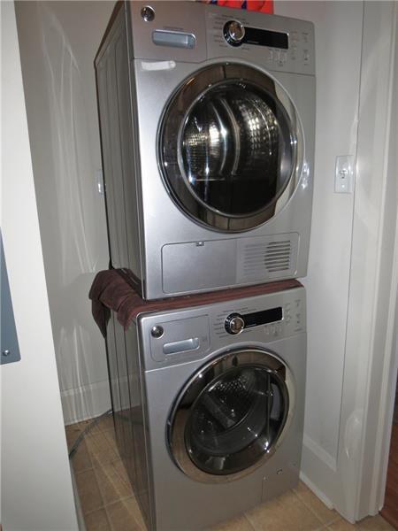 301 5th Ave Apt 511 - Thumbnail 4