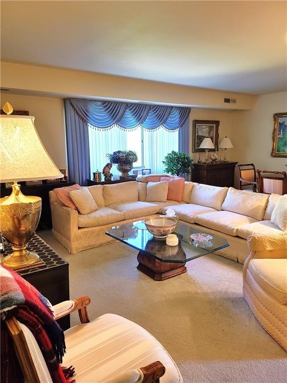 1500 Cochran Rd Apt 515, Pittsburgh, PA, 15243 - Thumbnail 4