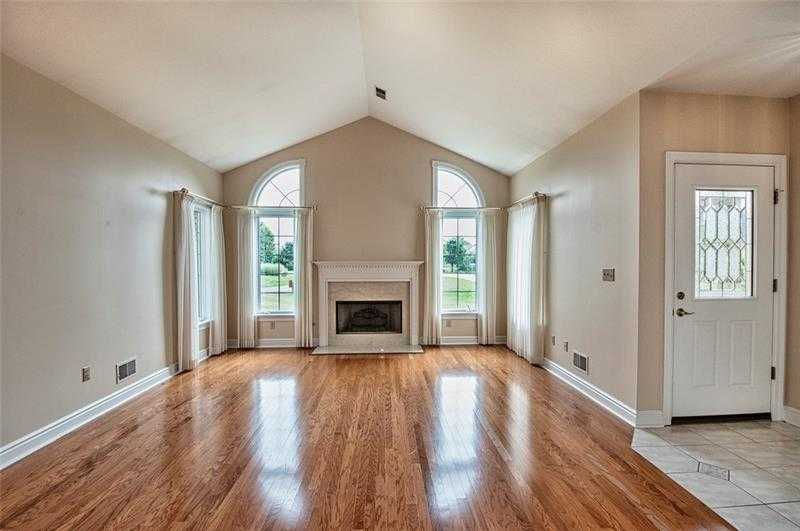 605 Cherry Hill Dr, Presto, PA 15142, USA - Thumbnail 4