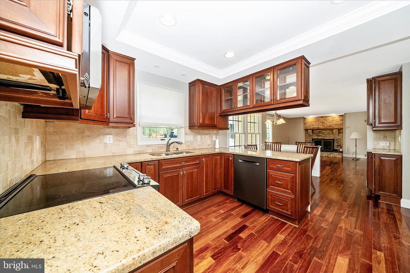 15623 Sycamore Ln Rockville, MD 20853 - Thumbnail 4