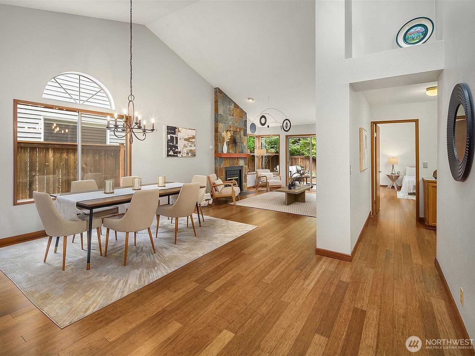 20310 Hollyhills Dr NE Bothell, WA 98011 - Thumbnail 4