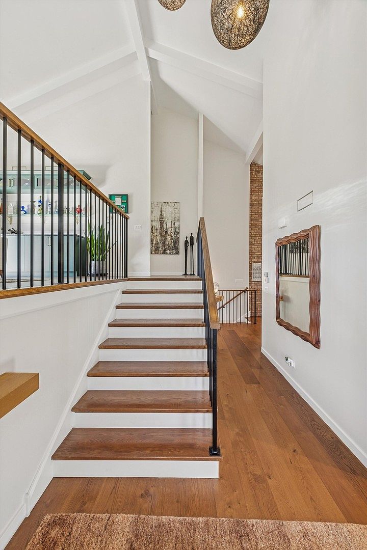 165 Briarwood N Oak Brook, IL 60523 - Thumbnail 4