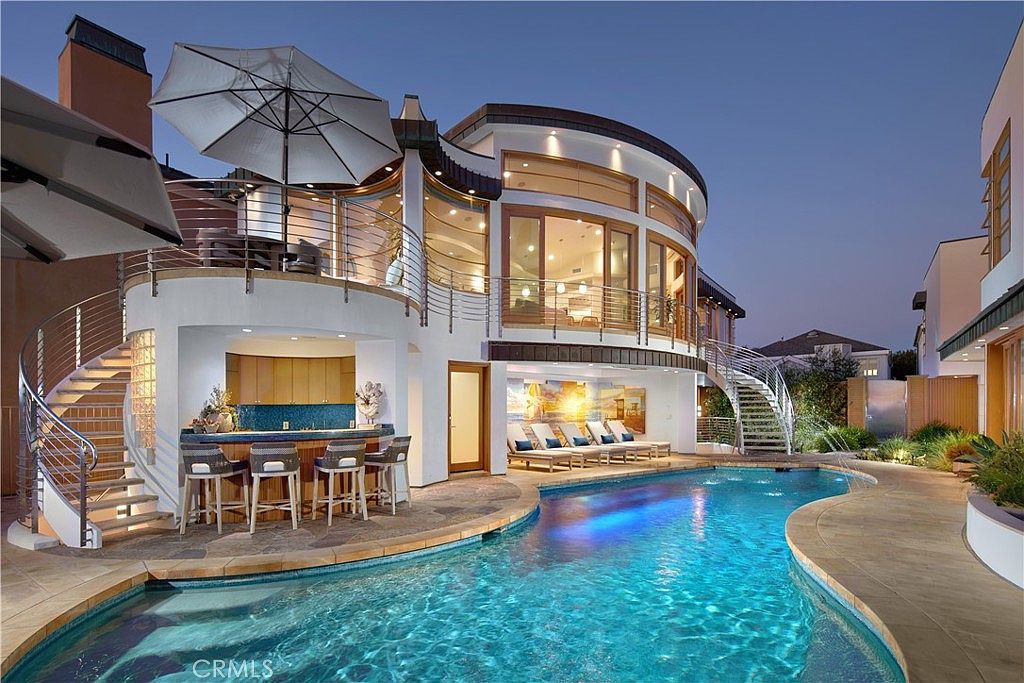 1510 E Oceanfront Newport Beach, CA 92661 - Thumbnail 4