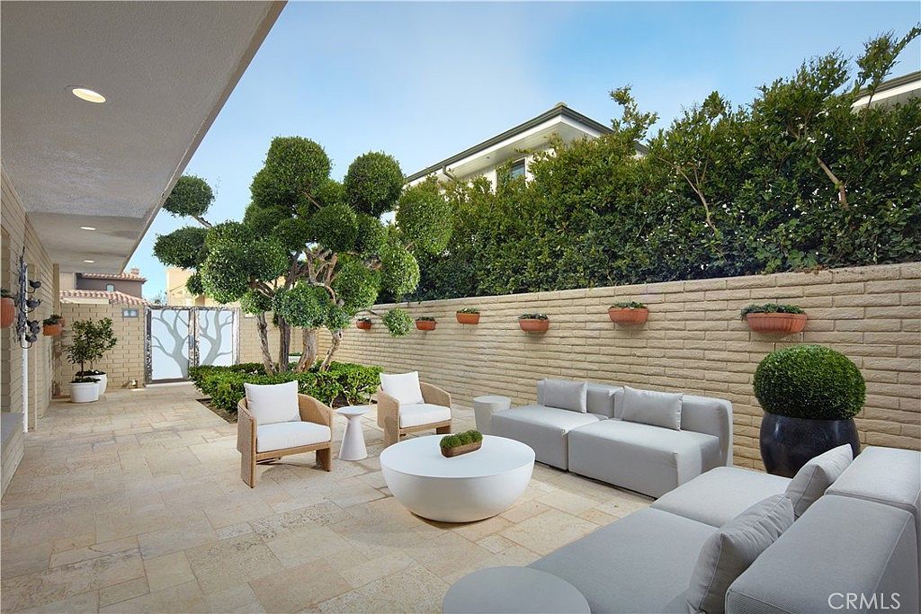 29 Linda Isle Newport Beach, CA 92660 - Thumbnail 4