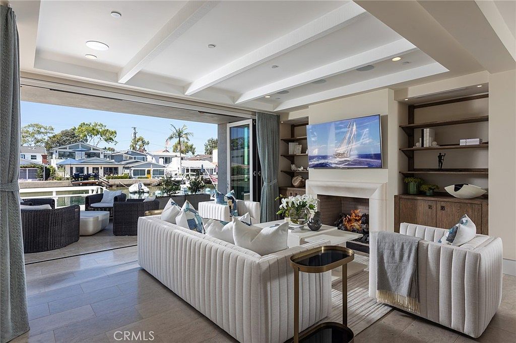308 Grand Canal Newport Beach, CA 92662 - Thumbnail 4