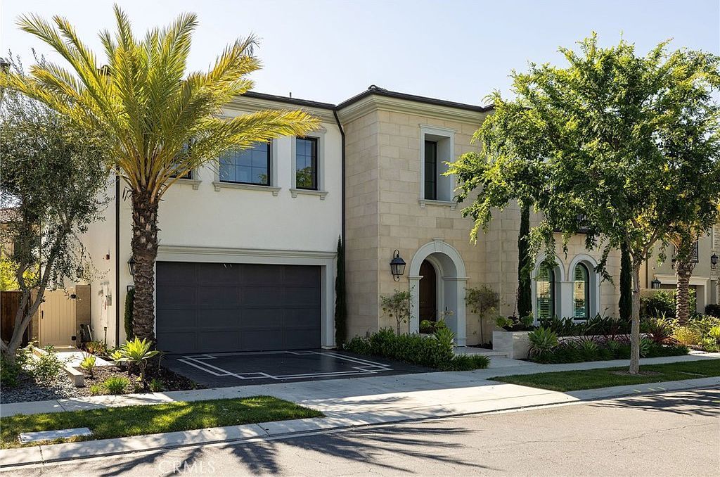 104 Interstellar Irvine, CA 92618 - Thumbnail 4