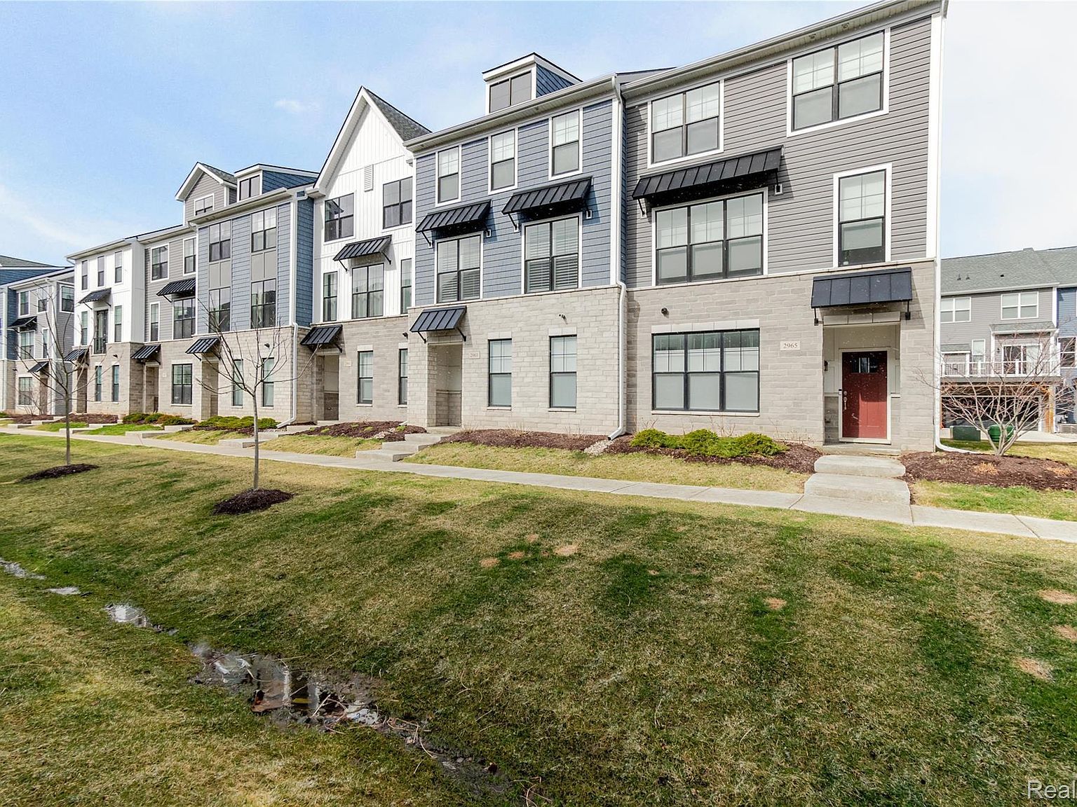 2963 Aughton Rd Ann Arbor, MI 48105 - Thumbnail 4