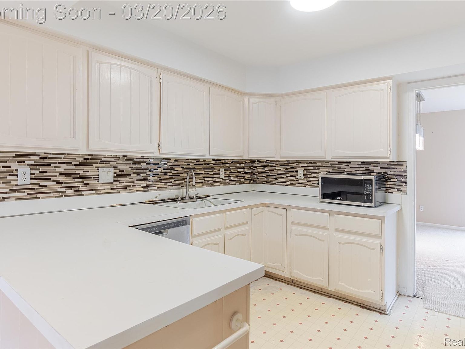 29332 Wellington Rd W Southfield, MI 48034 - Thumbnail 4
