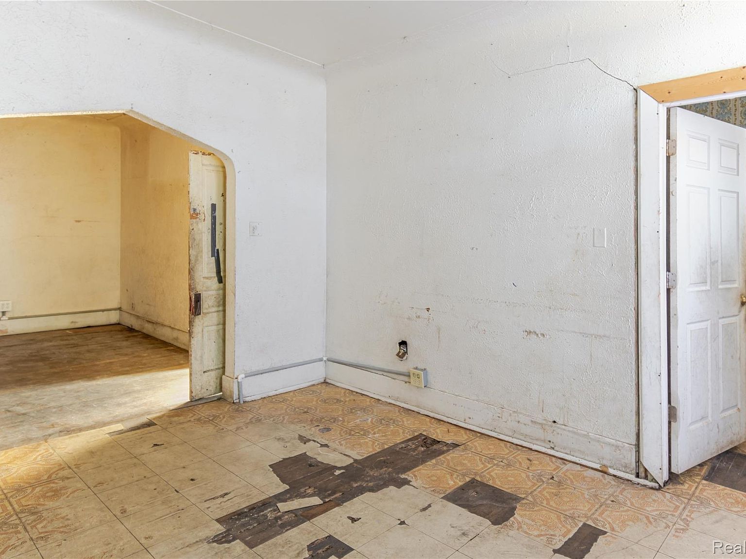 1488 17th St Detroit, MI 48216 - Thumbnail 4