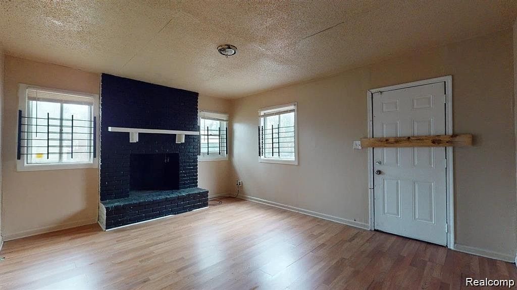 12388 Payton St Detroit, MI 48224 - Thumbnail 4