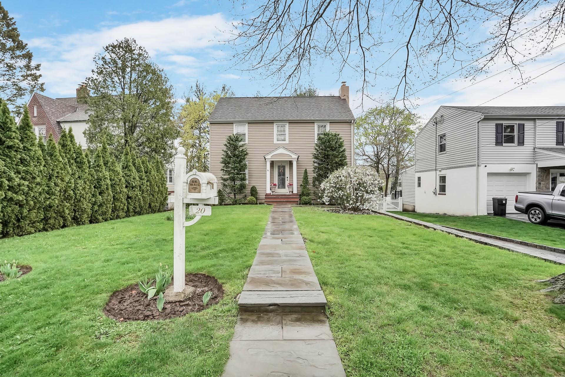 20 Deerfield Avenue, Eastchester, NY, USA, 10709 - Thumbnail 4