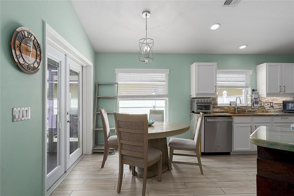 5209 Lansdowne Way Palmetto, FL 34221 - Thumbnail 4