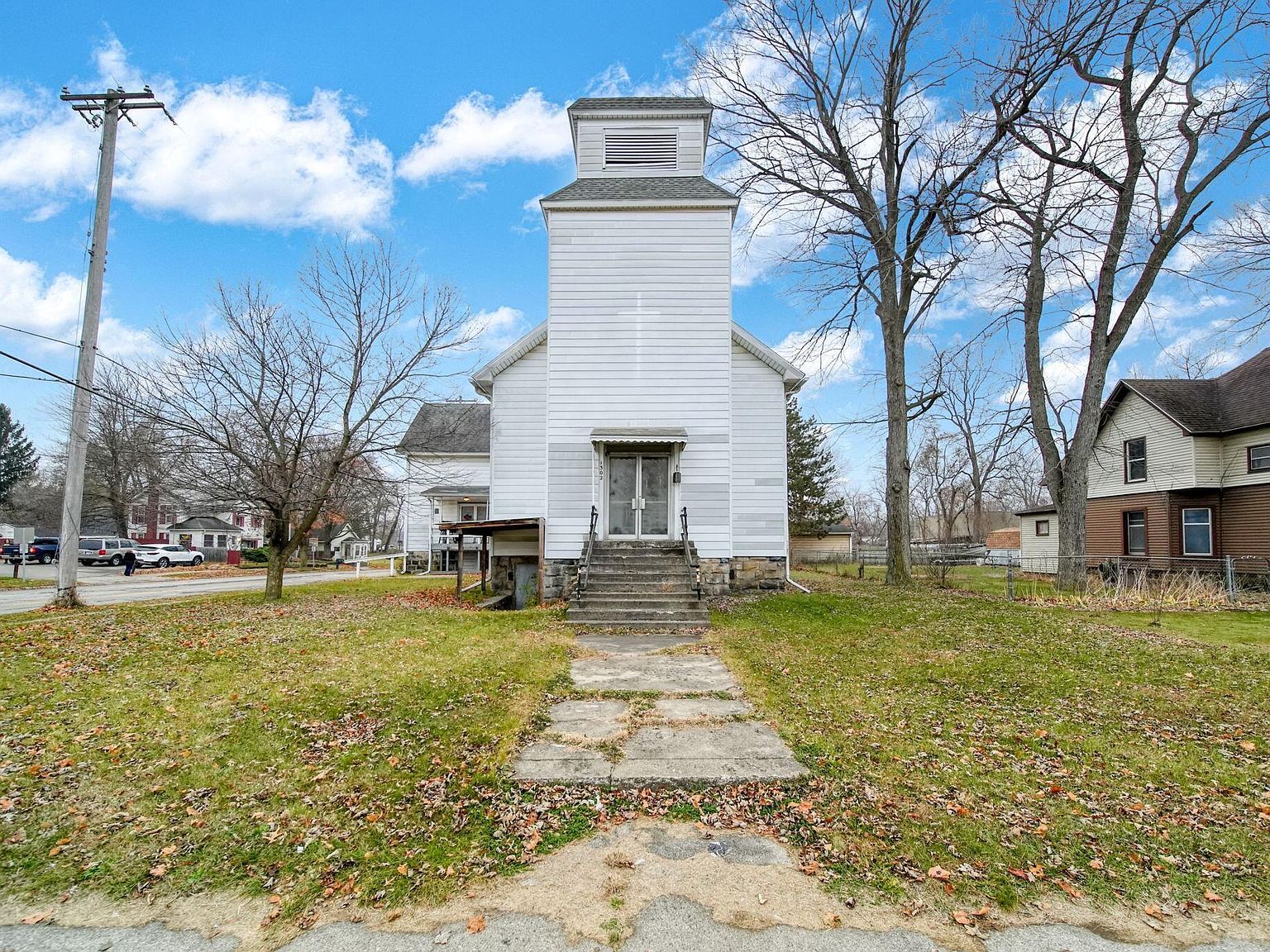 1302 Cooper St Jackson, MI 49202 - Thumbnail 4